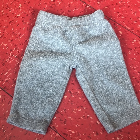 Lot of 0-3 month old clothes - Picture 16 of 16